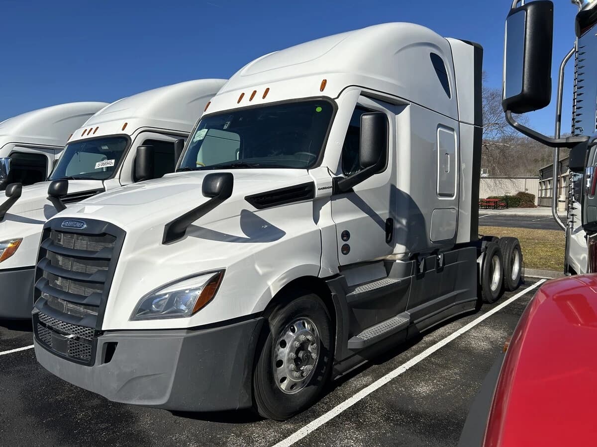 2026 Freightliner Cascadia