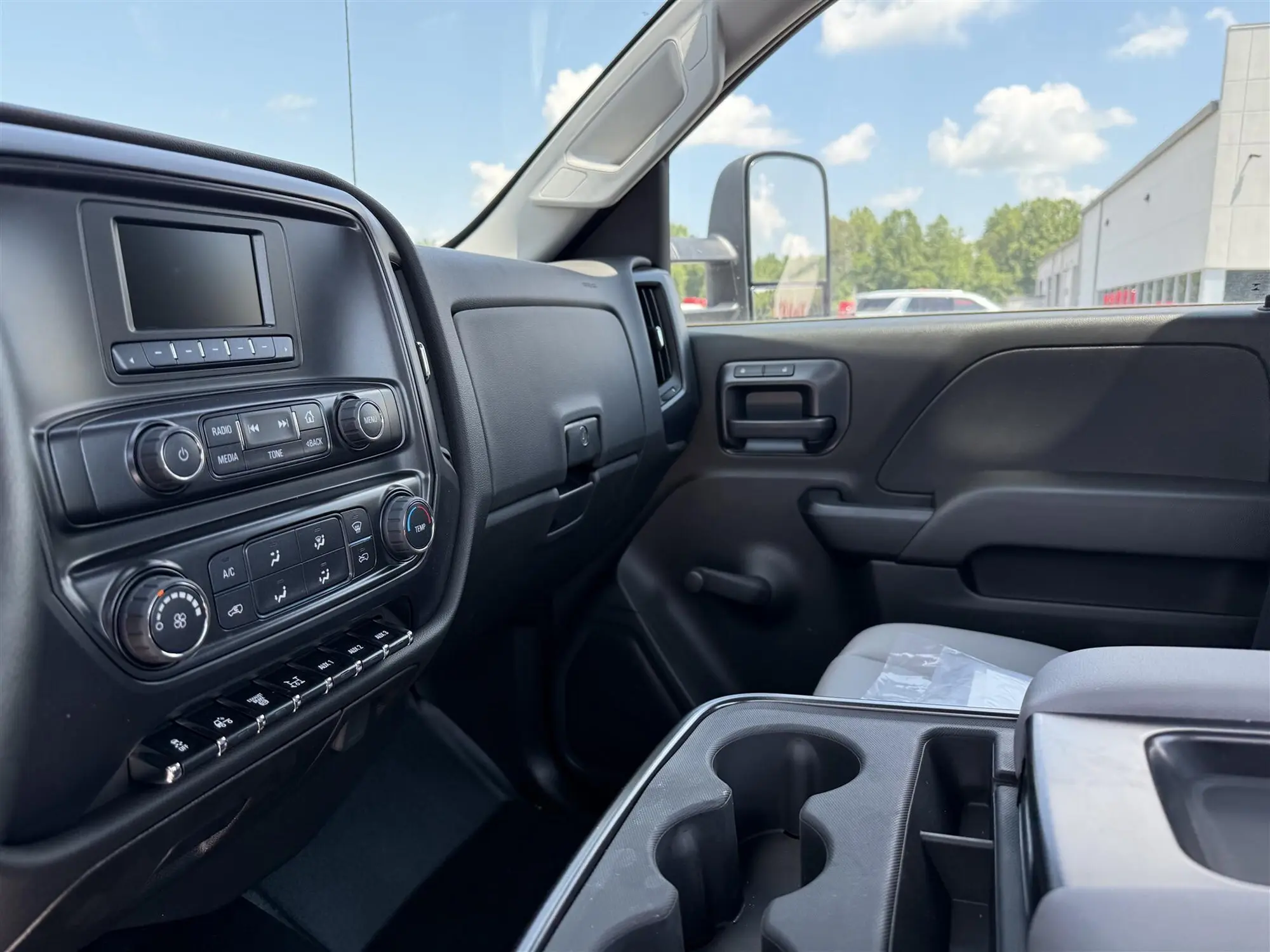 2024 International CV in Murray, KY — photo 8