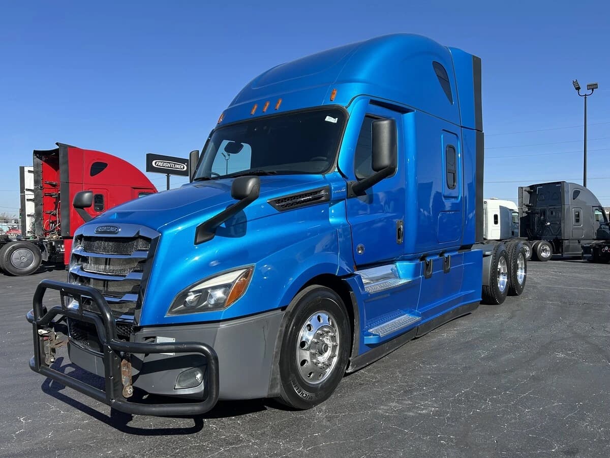 2023 Freightliner Cascadia