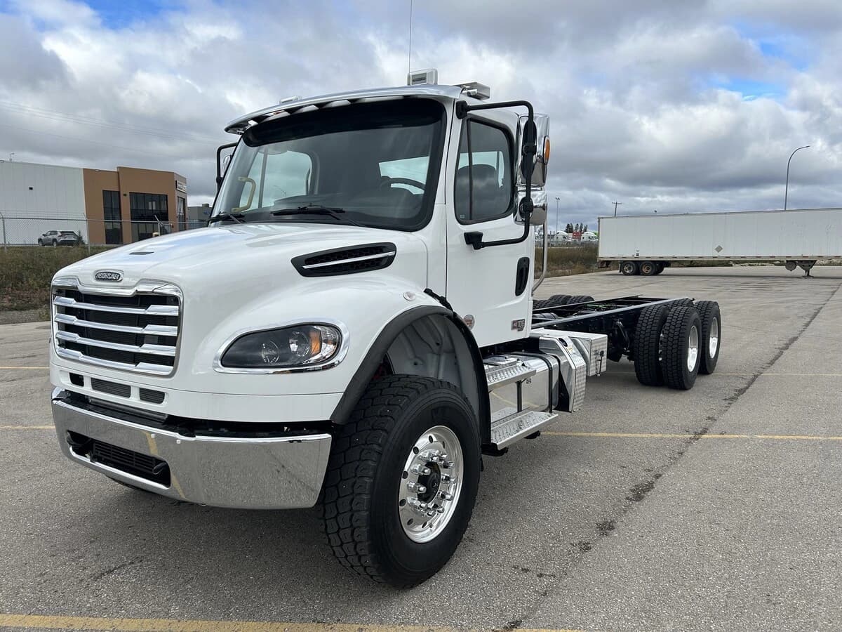2026 Freightliner M2 106