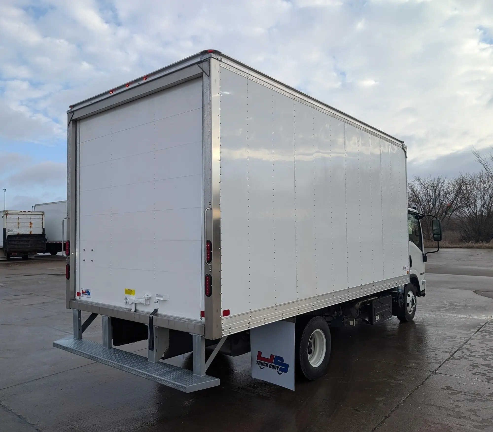 2025 Isuzu NPR in Davenport, IA — photo 4