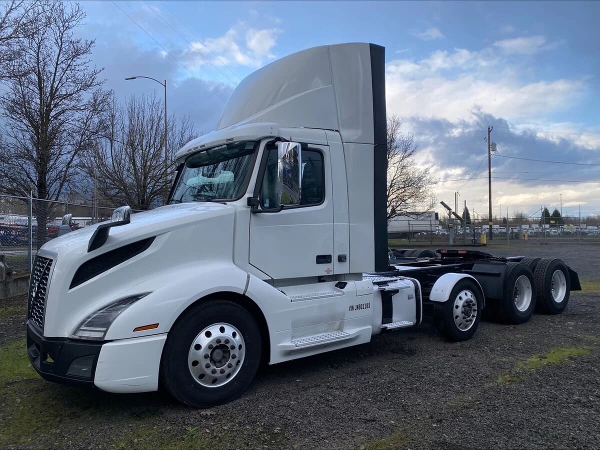 2018 Volvo VNL 860