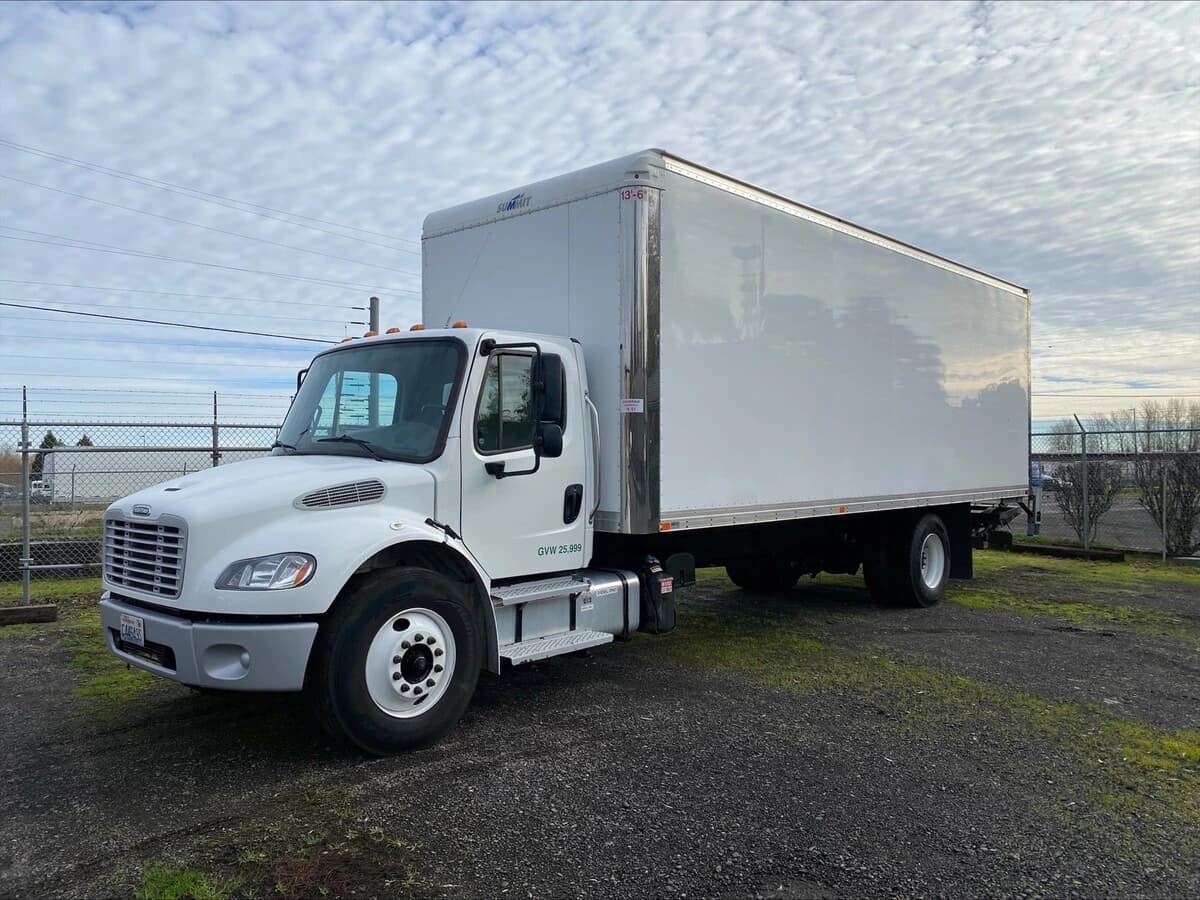 2023 Freightliner M2 106