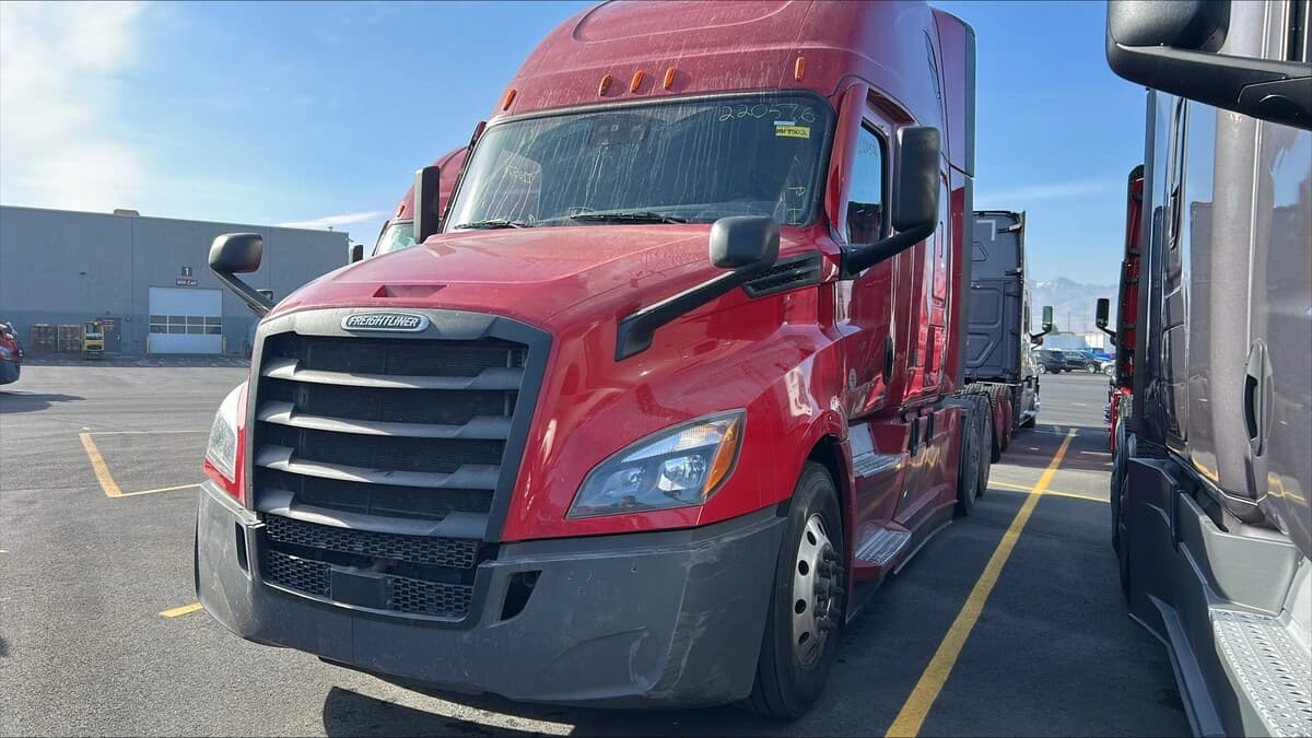 2022 Freightliner Cascadia