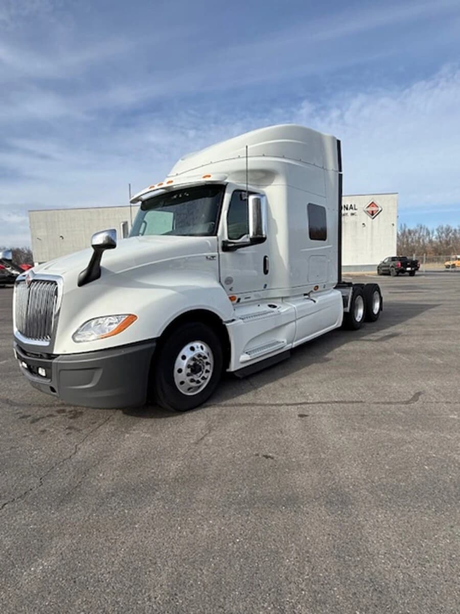 2021 International LT