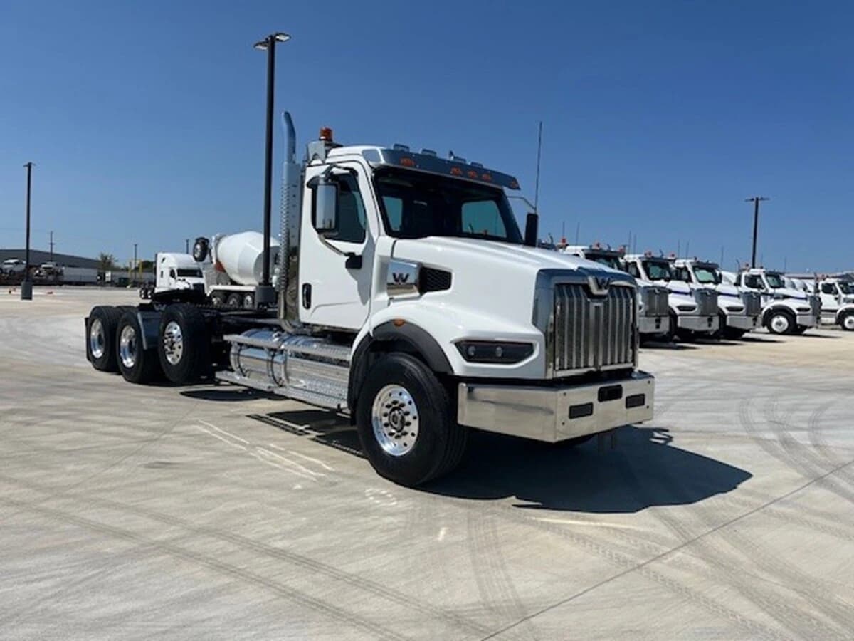 2027 Western Star 49X