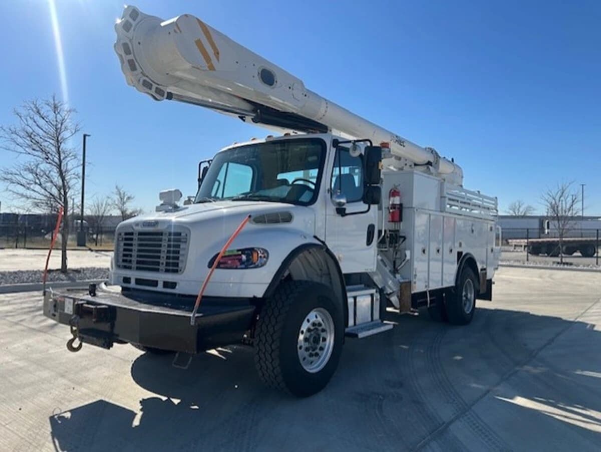 2020 Freightliner M2 106