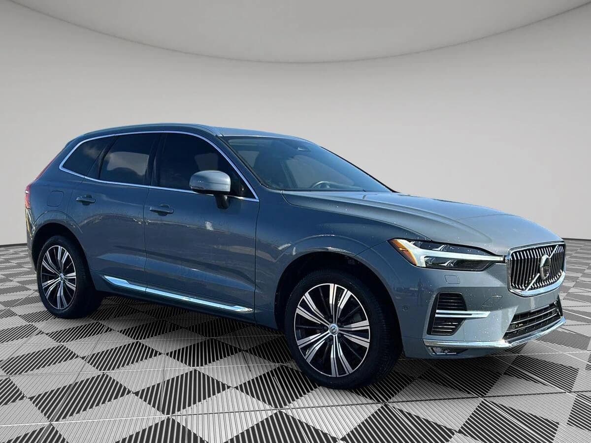 2022 Volvo