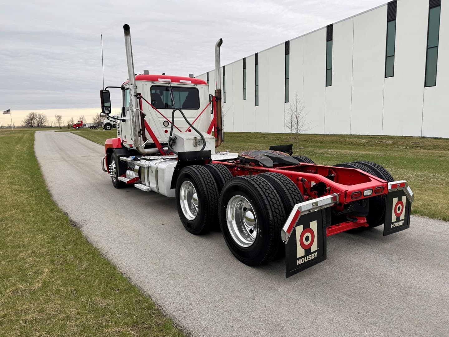 2023 Mack Anthem in Ankeny, IA — photo 4