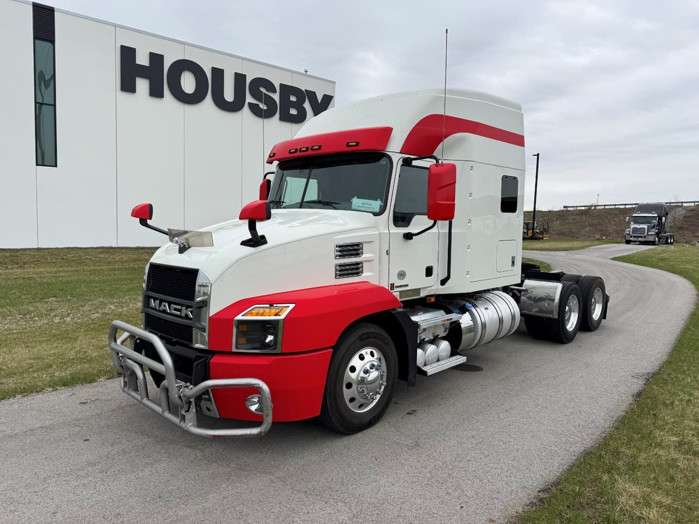 2021 Mack Anthem Sleeper