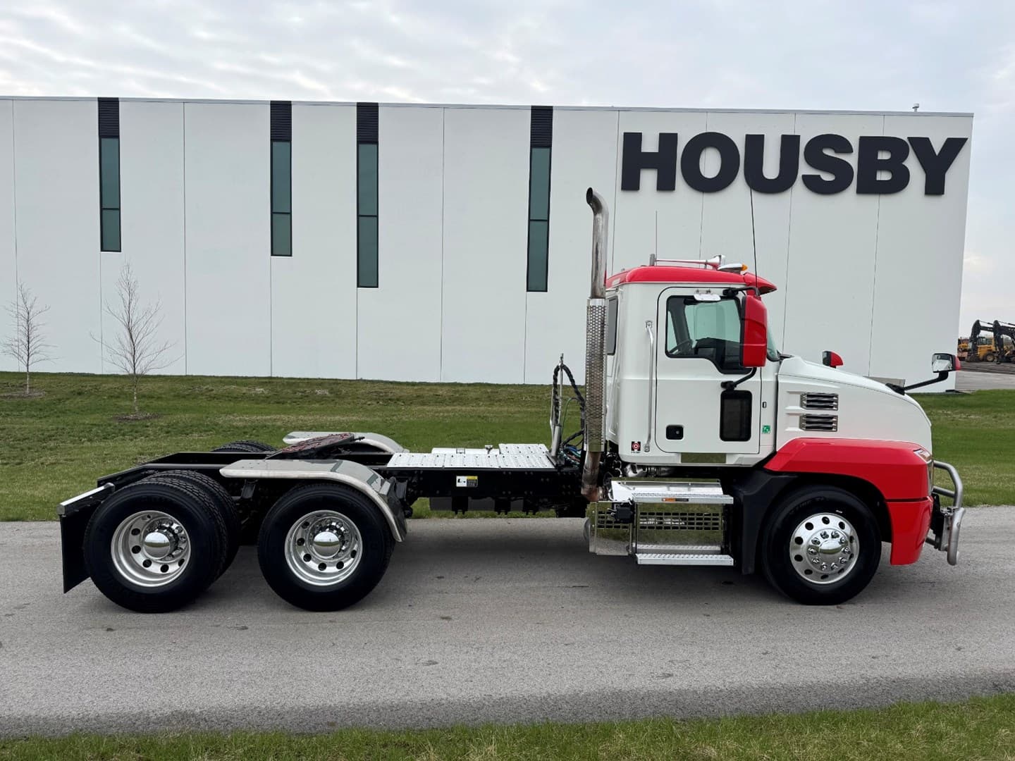 2021 Mack Anthem in Ankeny, IA — photo 7