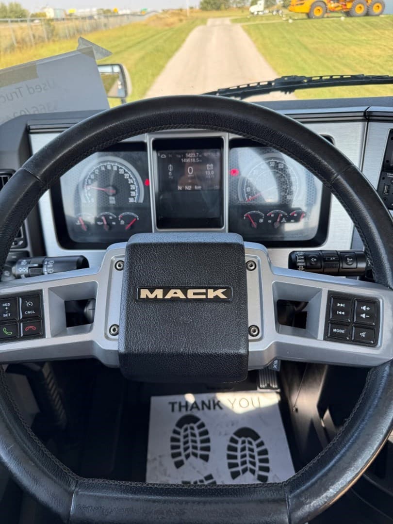 2022 Mack Anthem in Carroll, IA — photo 14