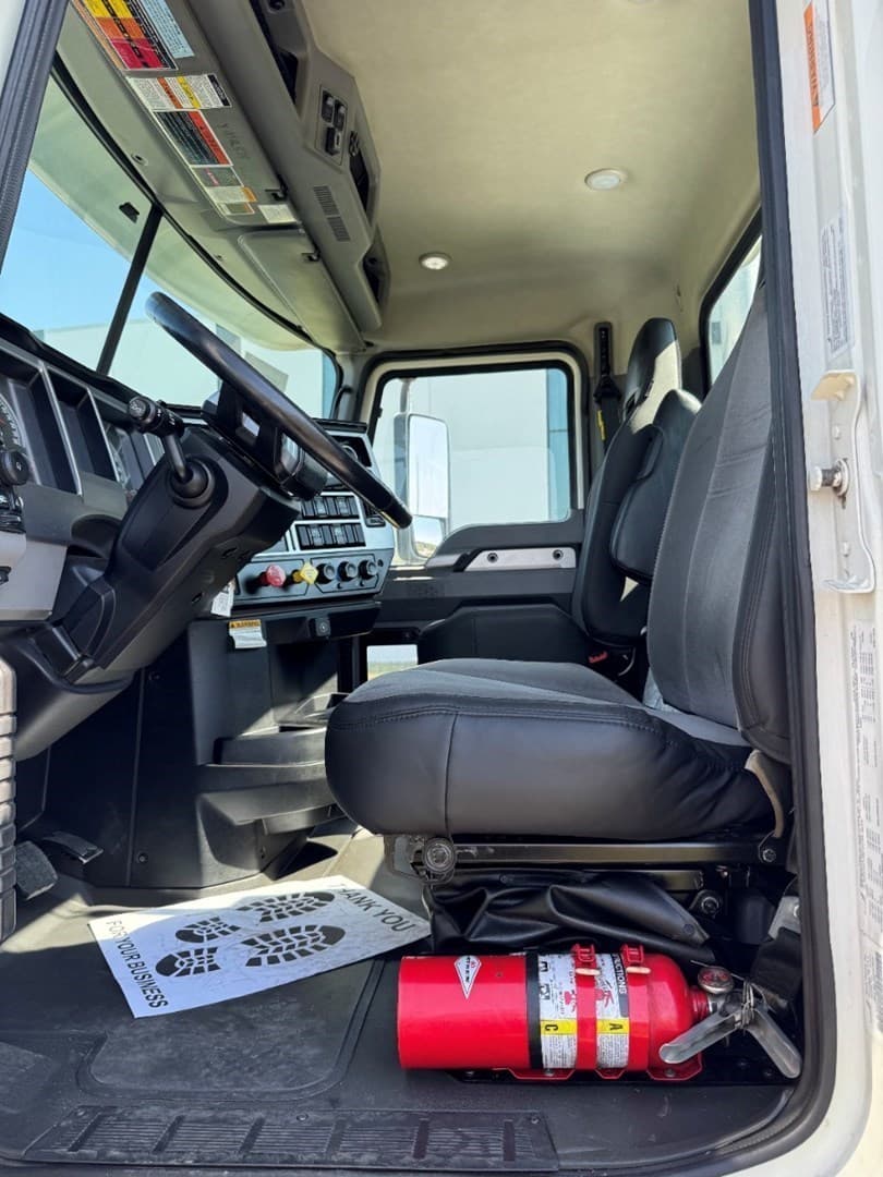 2022 Mack Anthem in Carroll, IA — photo 12