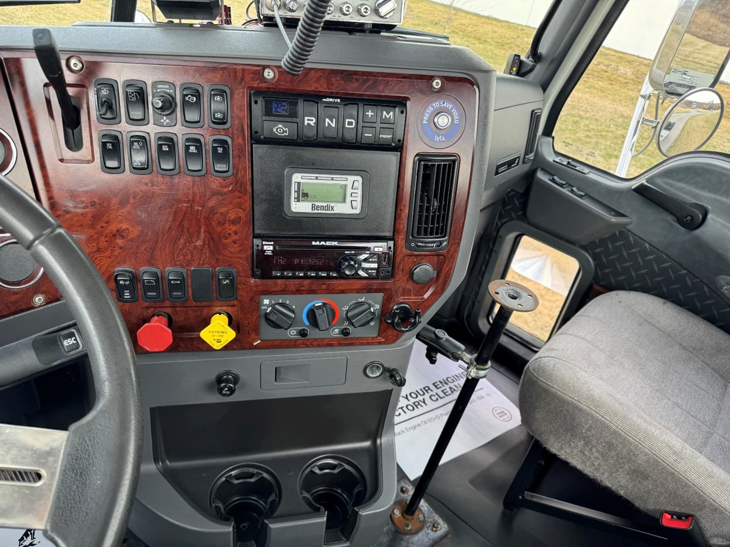 2018 Mack Pinnacle in Ankeny, IA — photo 16