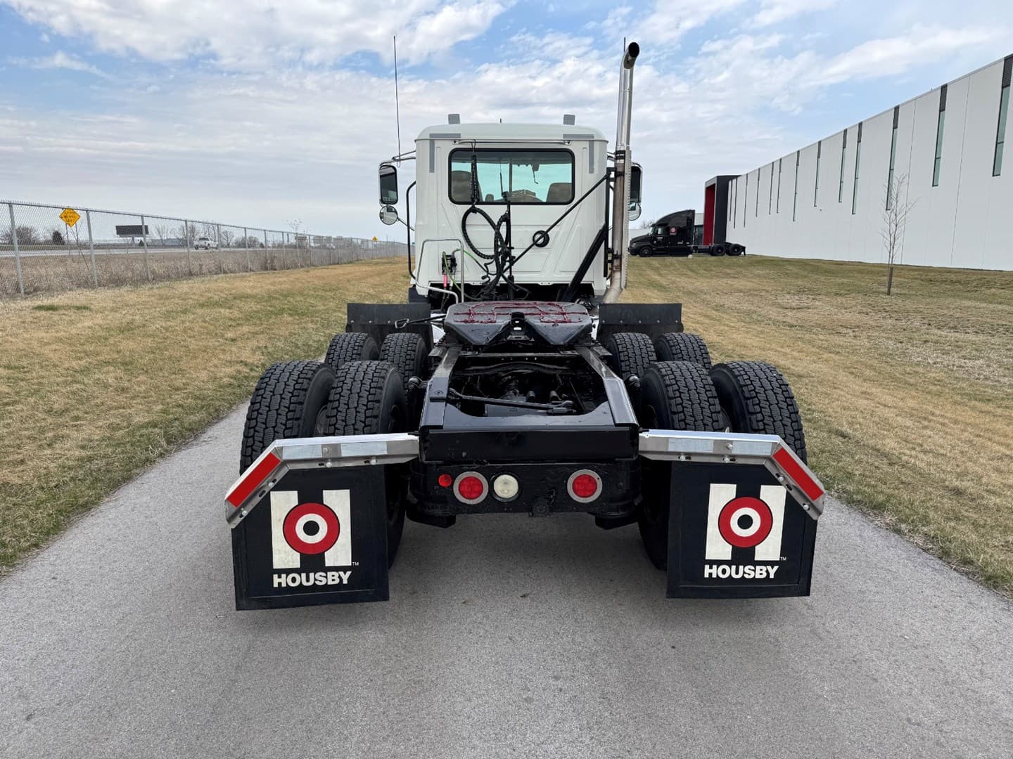 2018 Mack Pinnacle in Ankeny, IA — photo 5