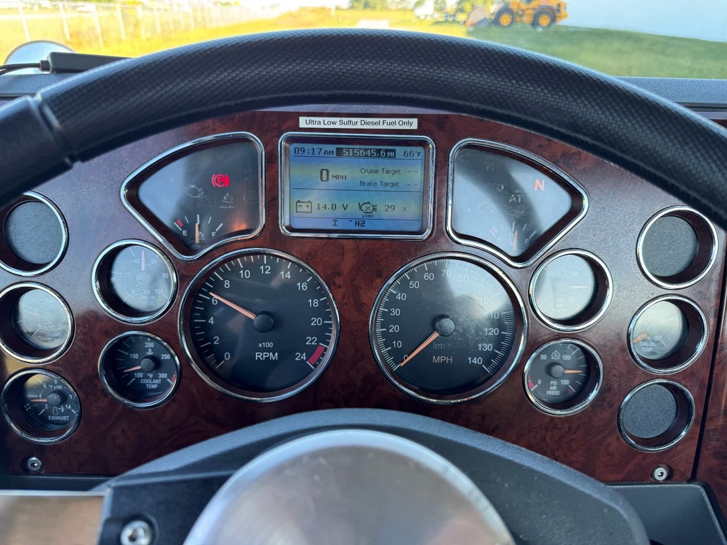 2016 Mack Pinnacle in Ankeny, IA — photo 15