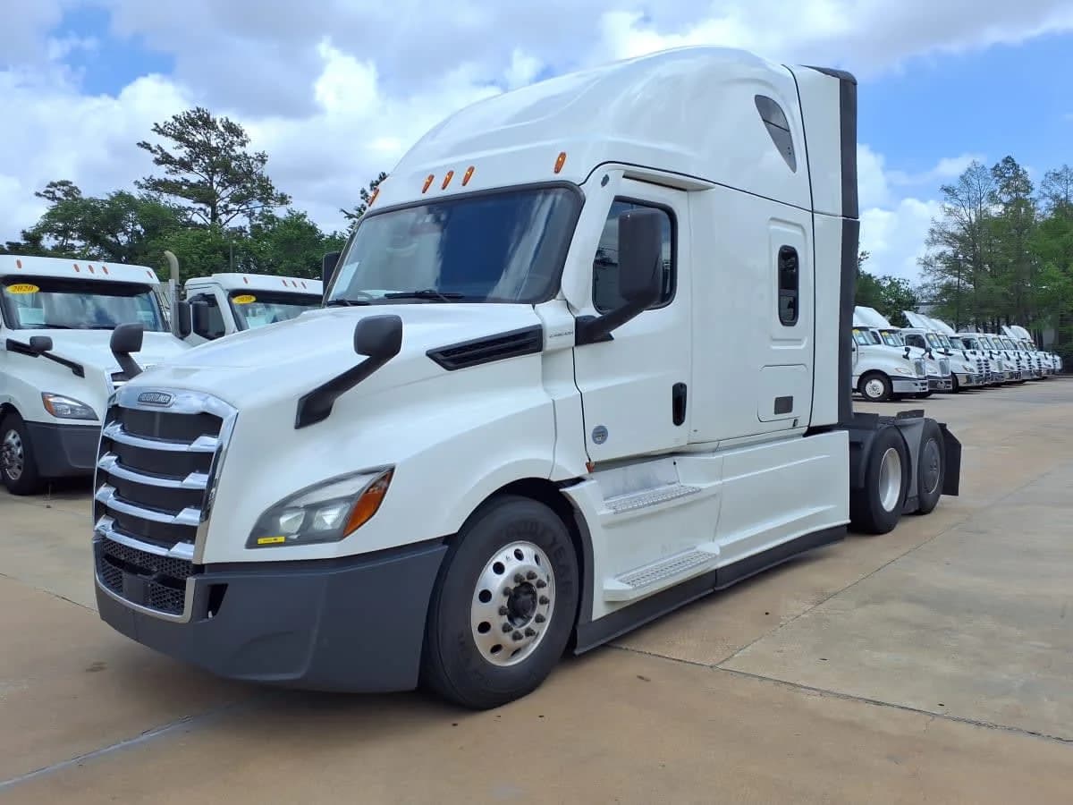 2023 Freightliner Cascadia