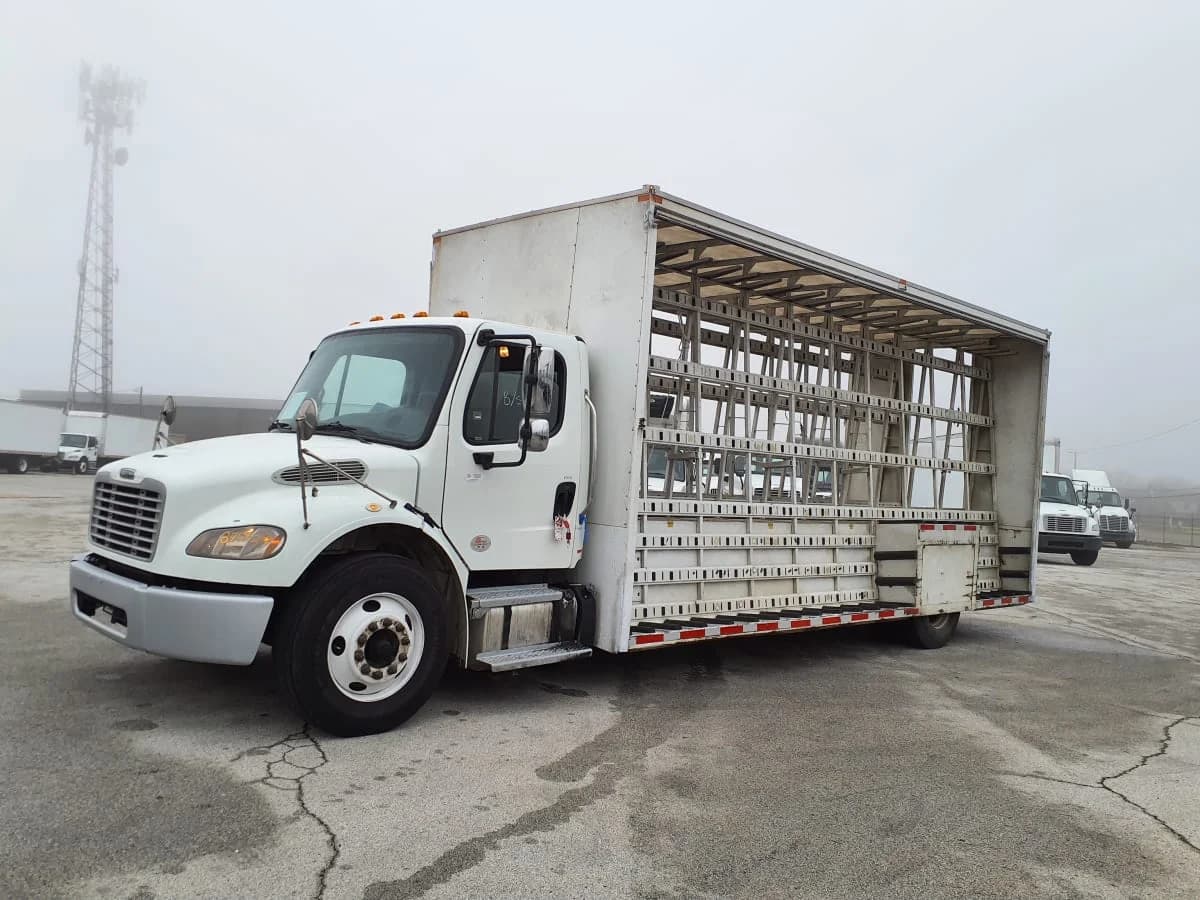 2019 Freightliner M2 106