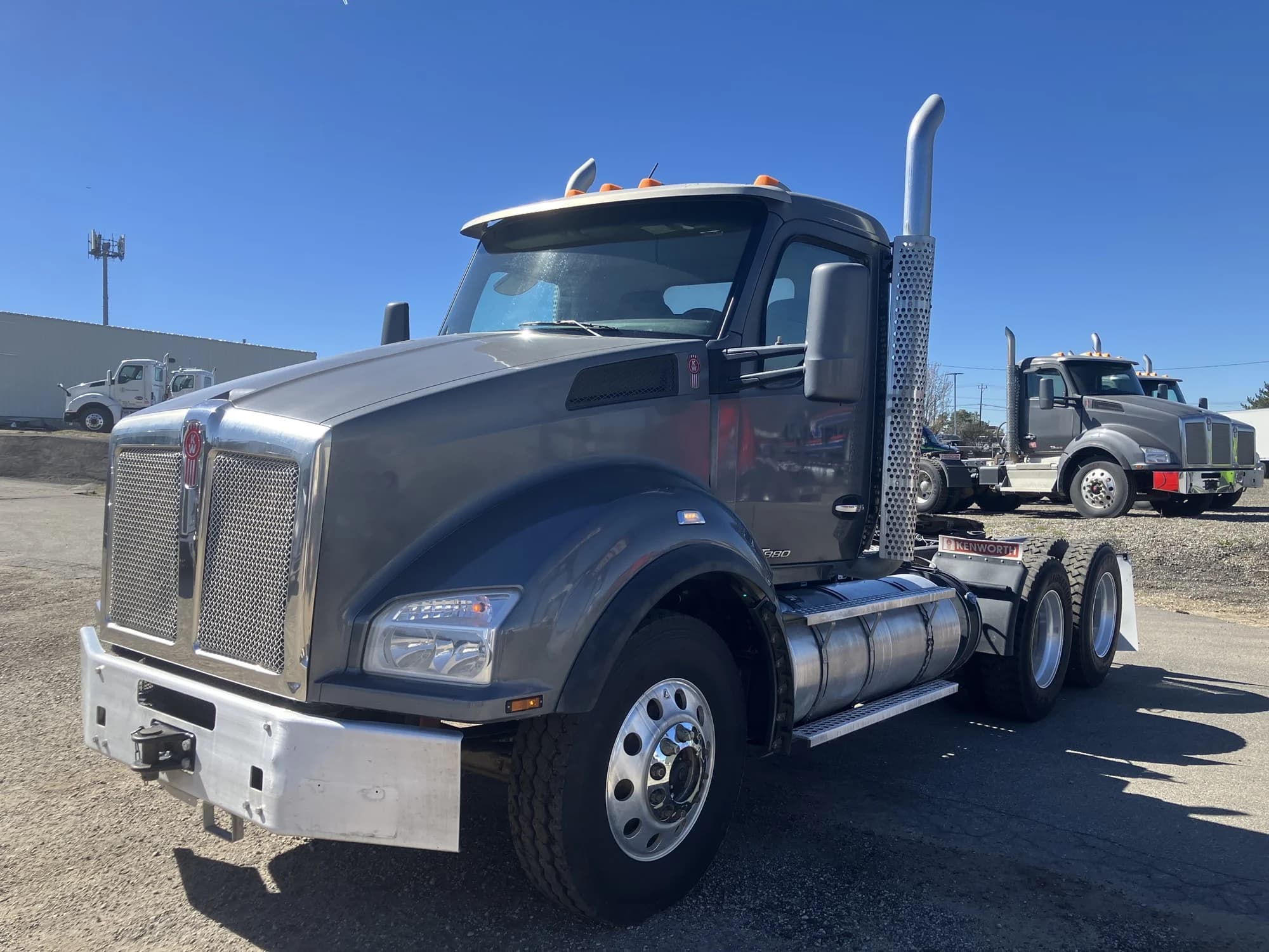 2022 Kenworth T880