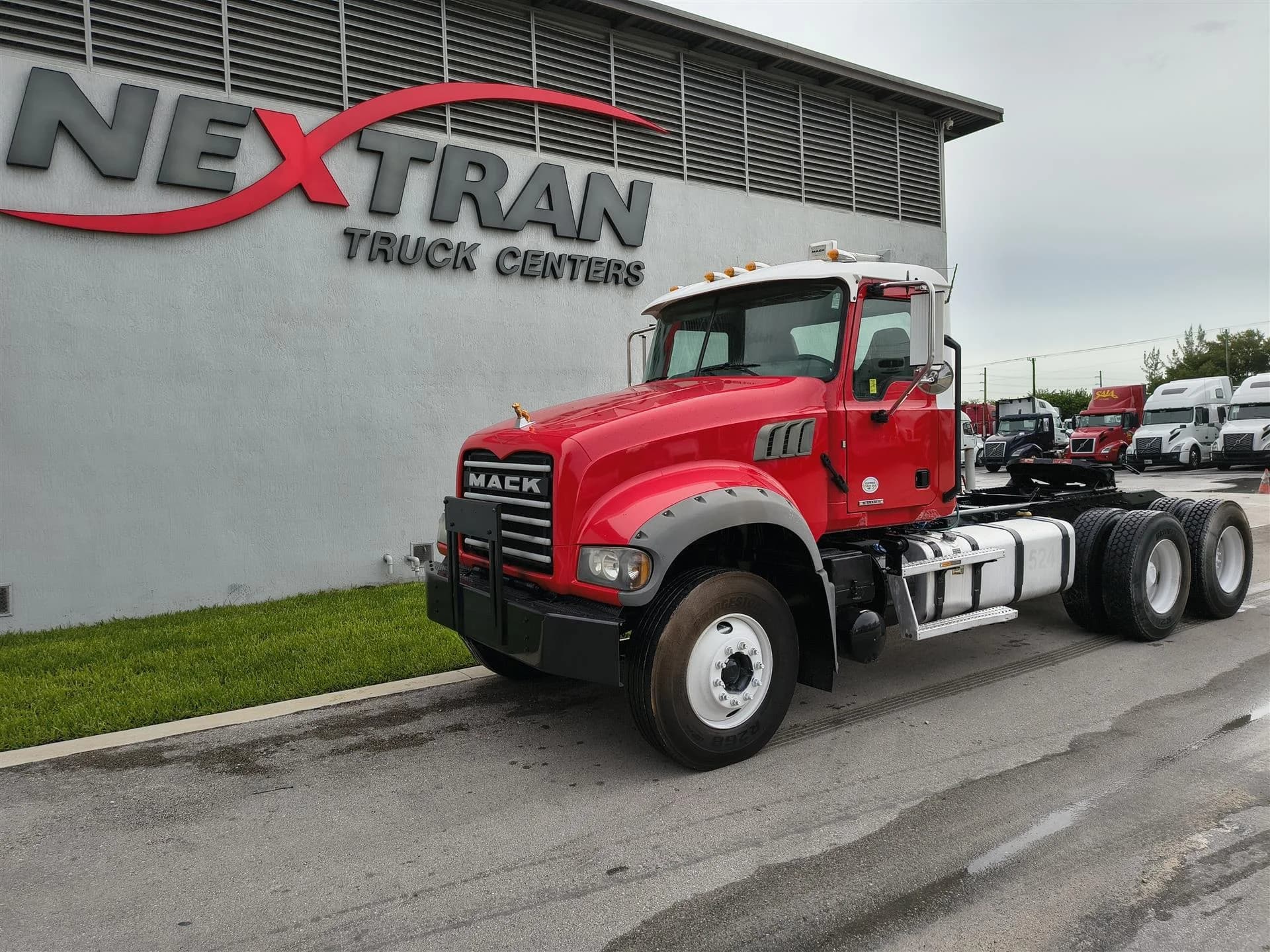2020 Mack Granite