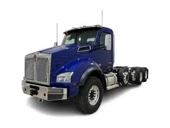 2027 Kenworth T880