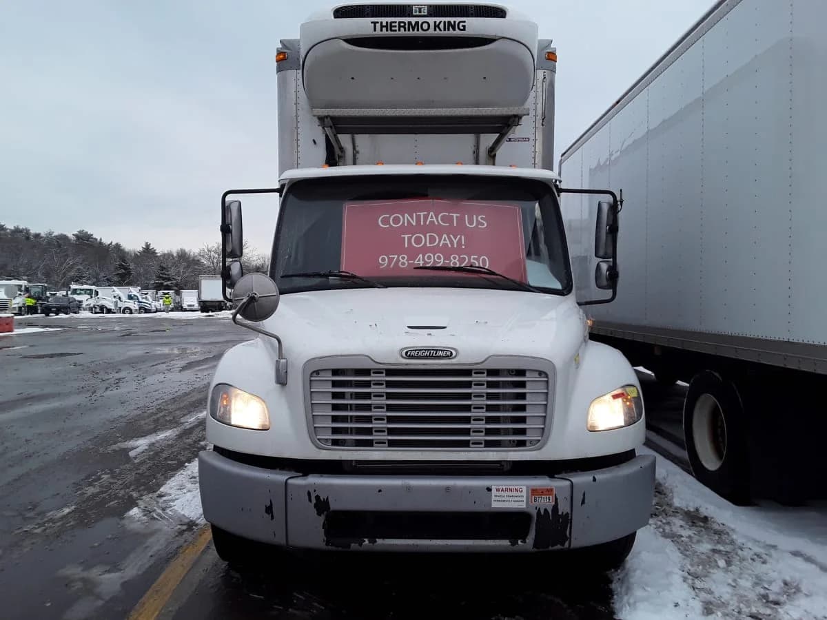 2017 Freightliner M2 106