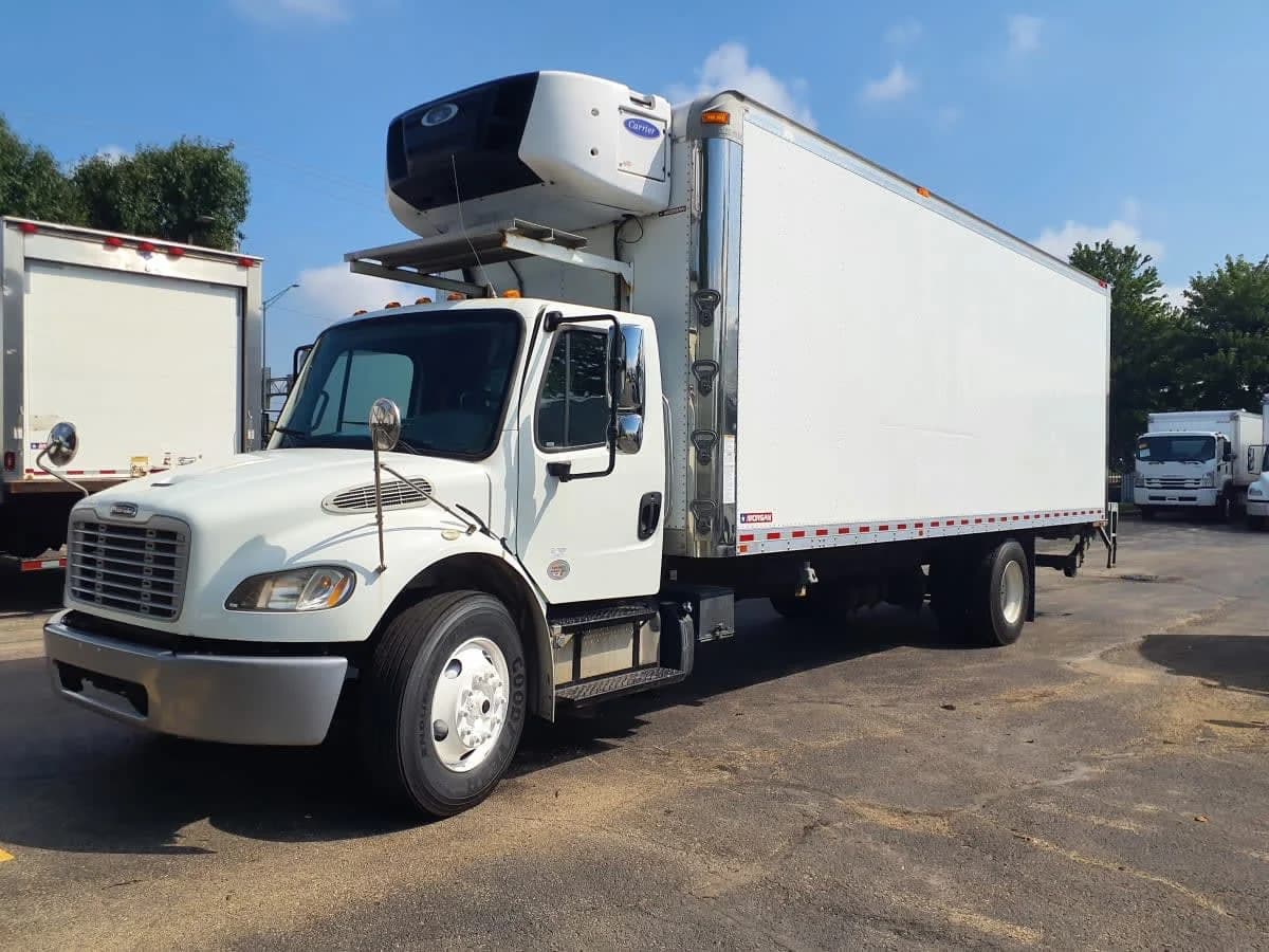 2019 Freightliner M2 106