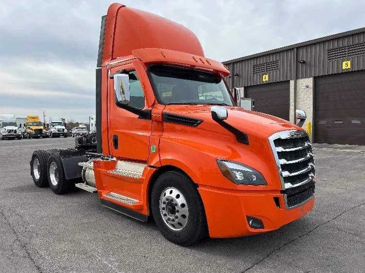 2020 Freightliner Cascadia
