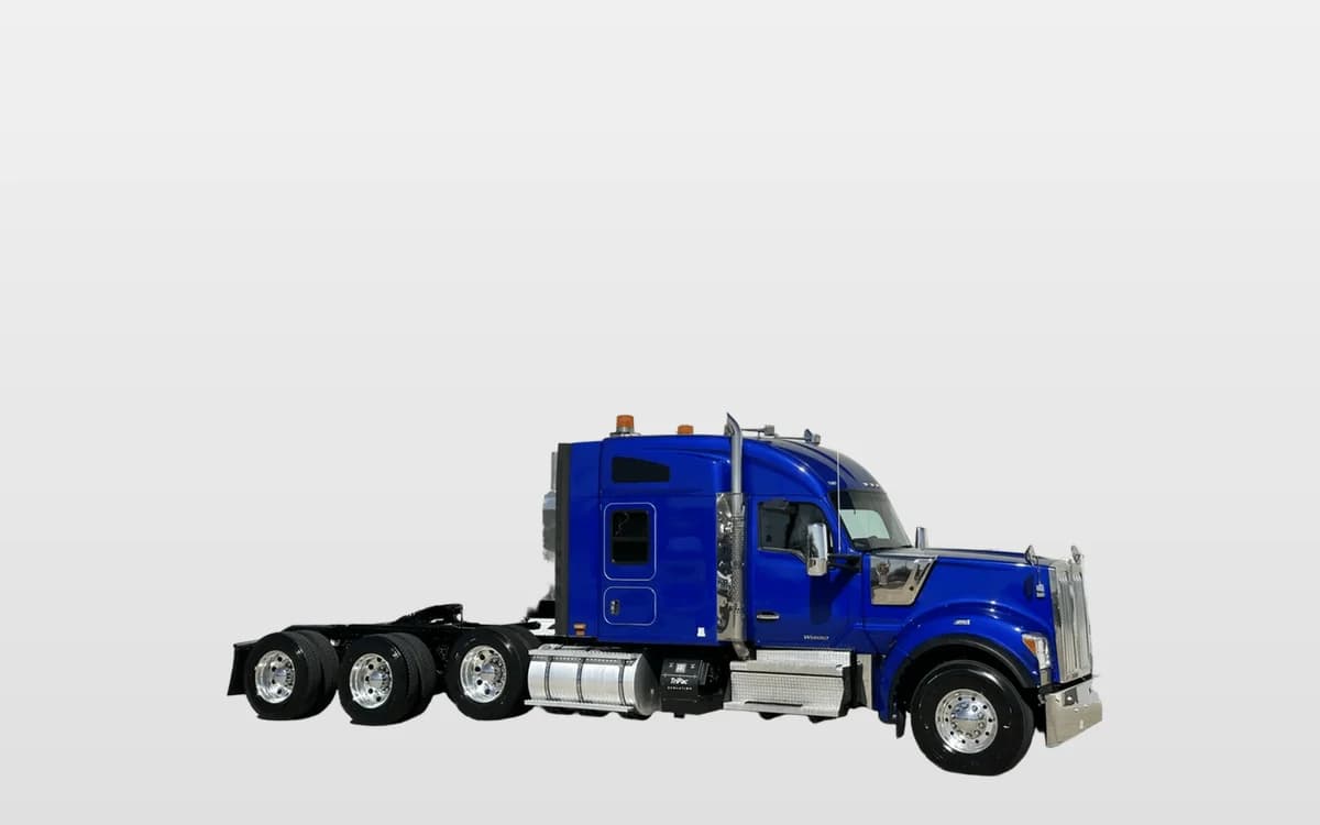 2022 Kenworth W990 in Hutchins, TX