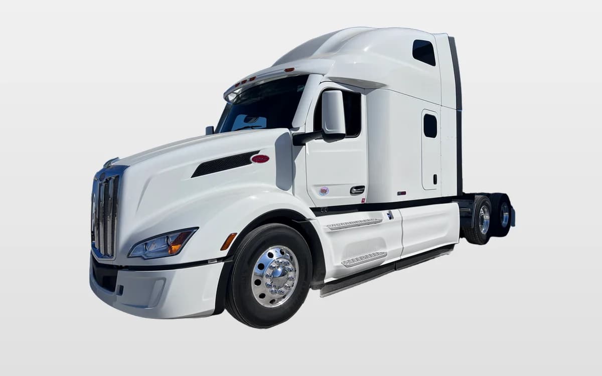 2027 Peterbilt 579