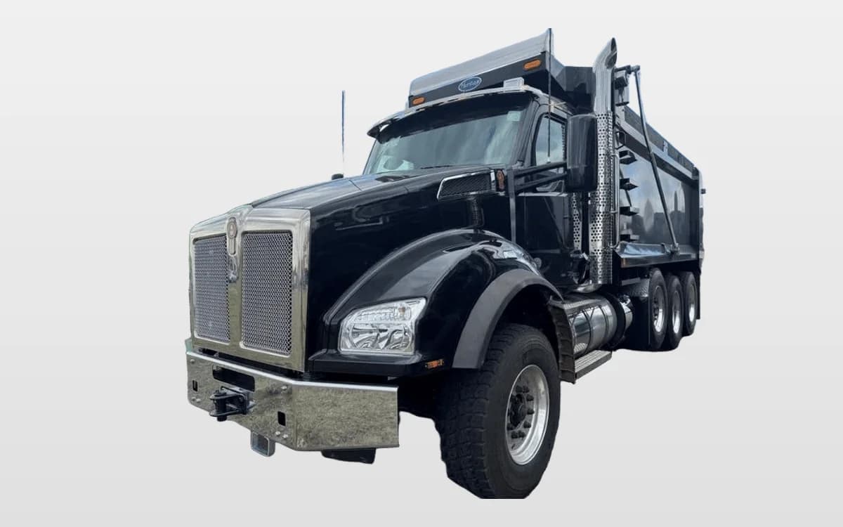 2025 Kenworth T880