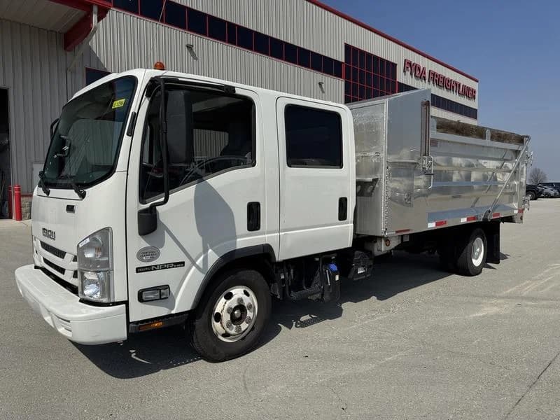 2022 Isuzu NPR