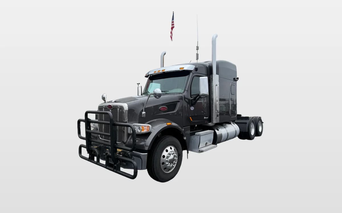 2022 PETERBILT 567