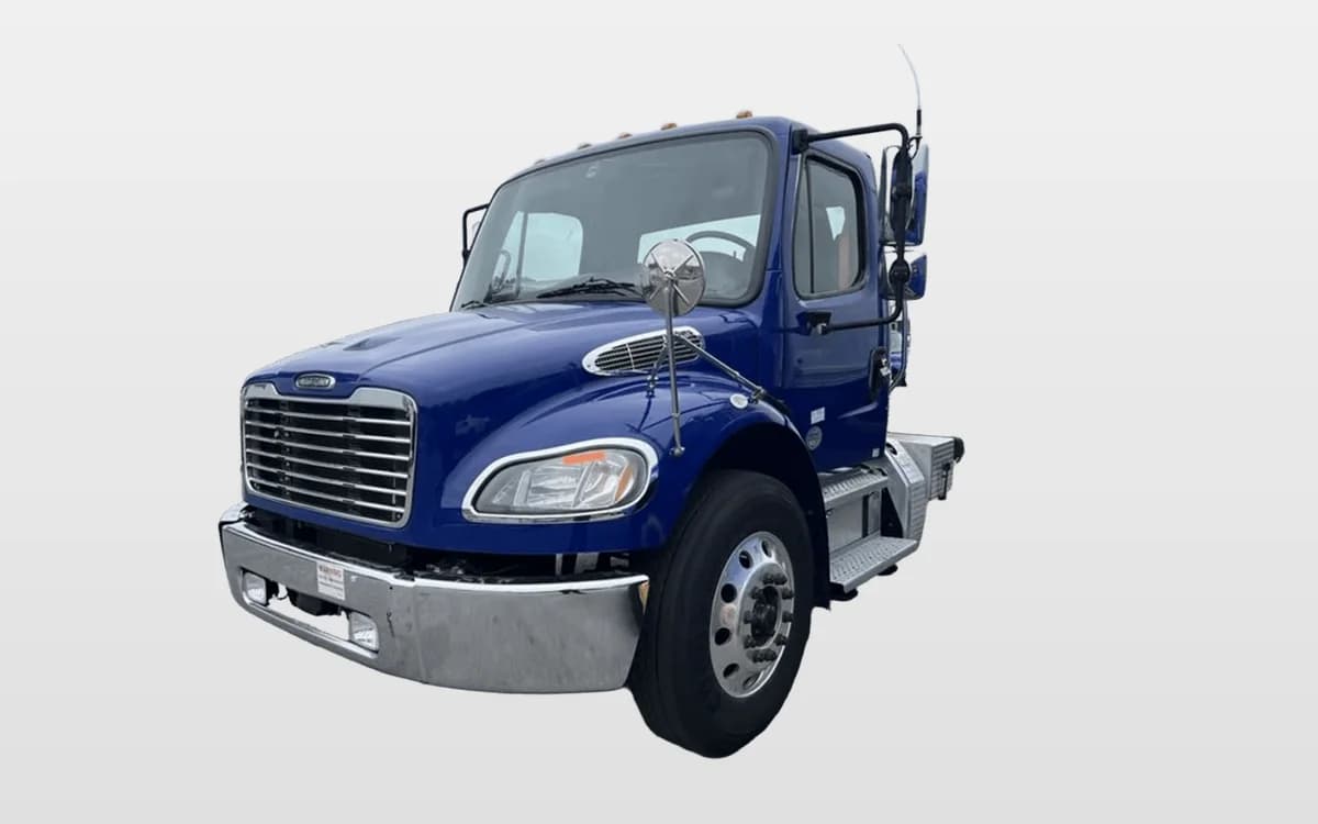 2020 Freightliner M2 106