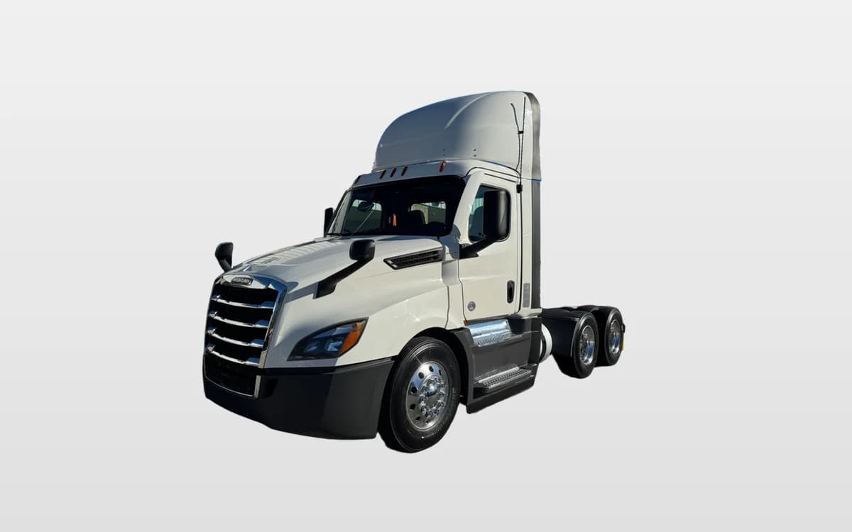 2021 FREIGHTLINER CASCADIA 126DC