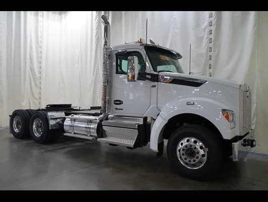 2026 Kenworth T880