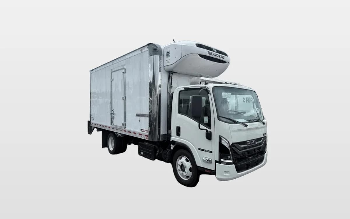 2025 Isuzu NRR