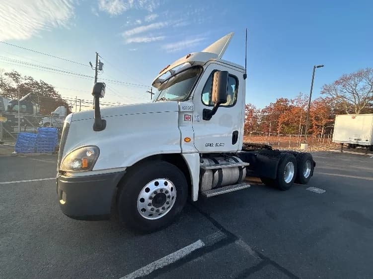 2016 Freightliner Cascadia