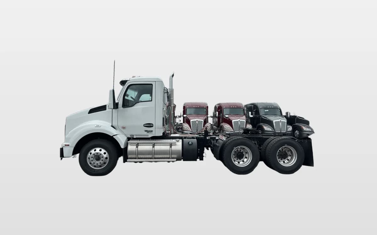 2025 Kenworth T880