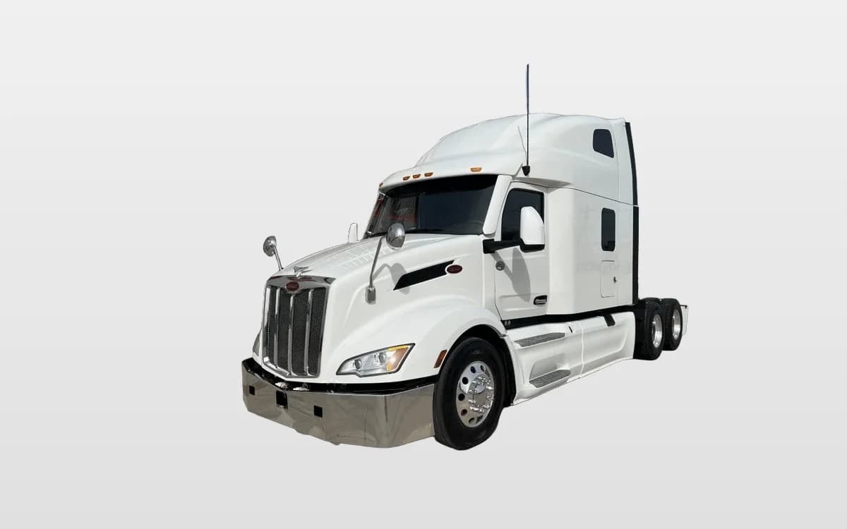 2023 Peterbilt 579
