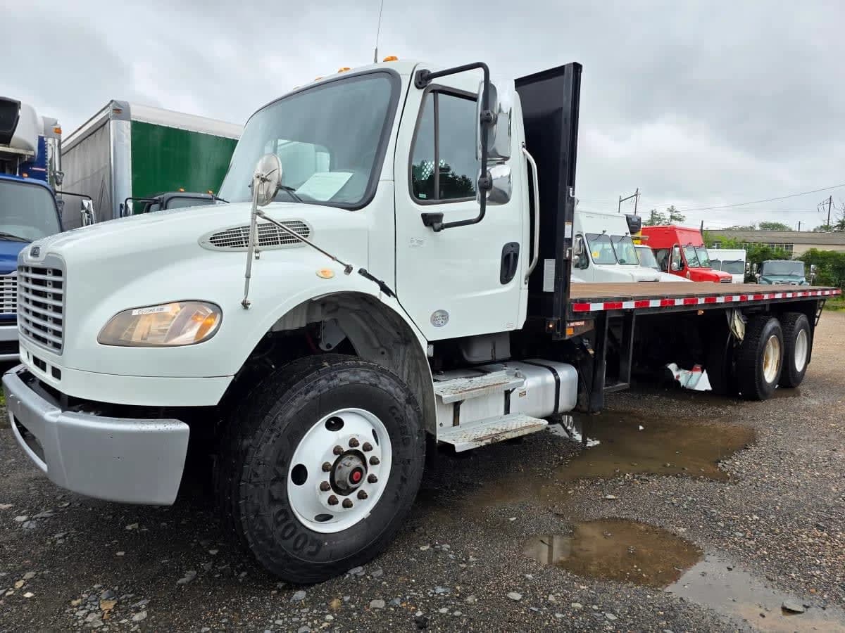 2016 Freightliner M2 106