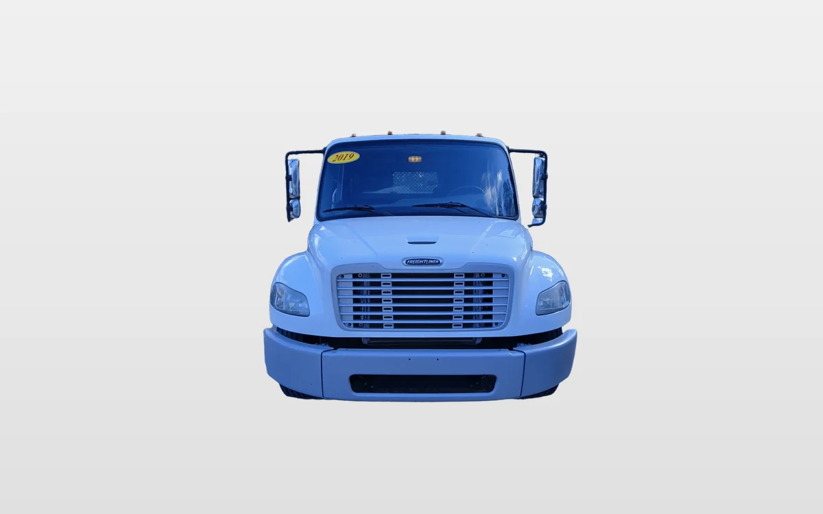 2019 Freightliner M2 106