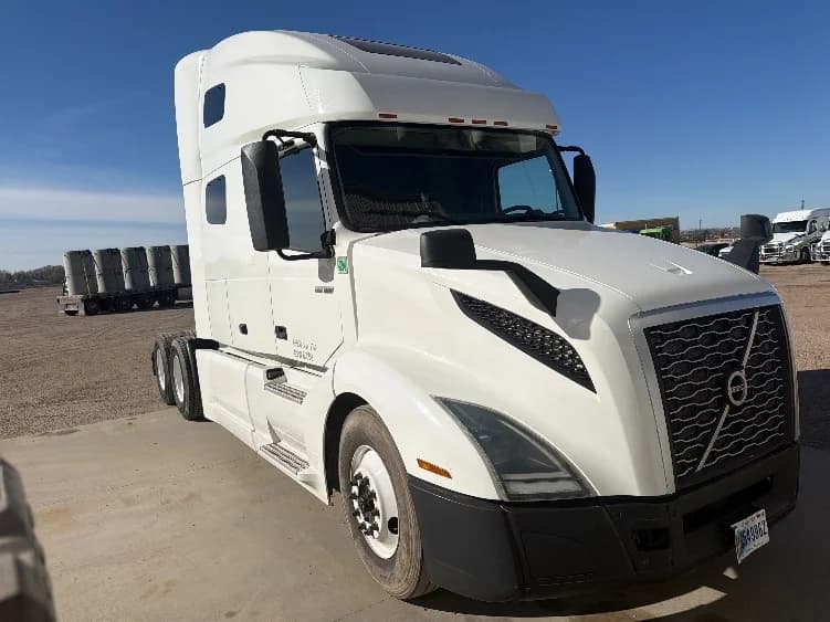 2019 Volvo VNL 760