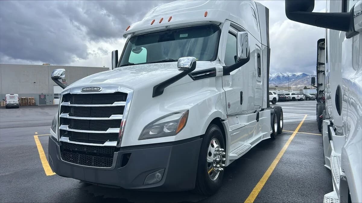 2024 Freightliner Cascadia