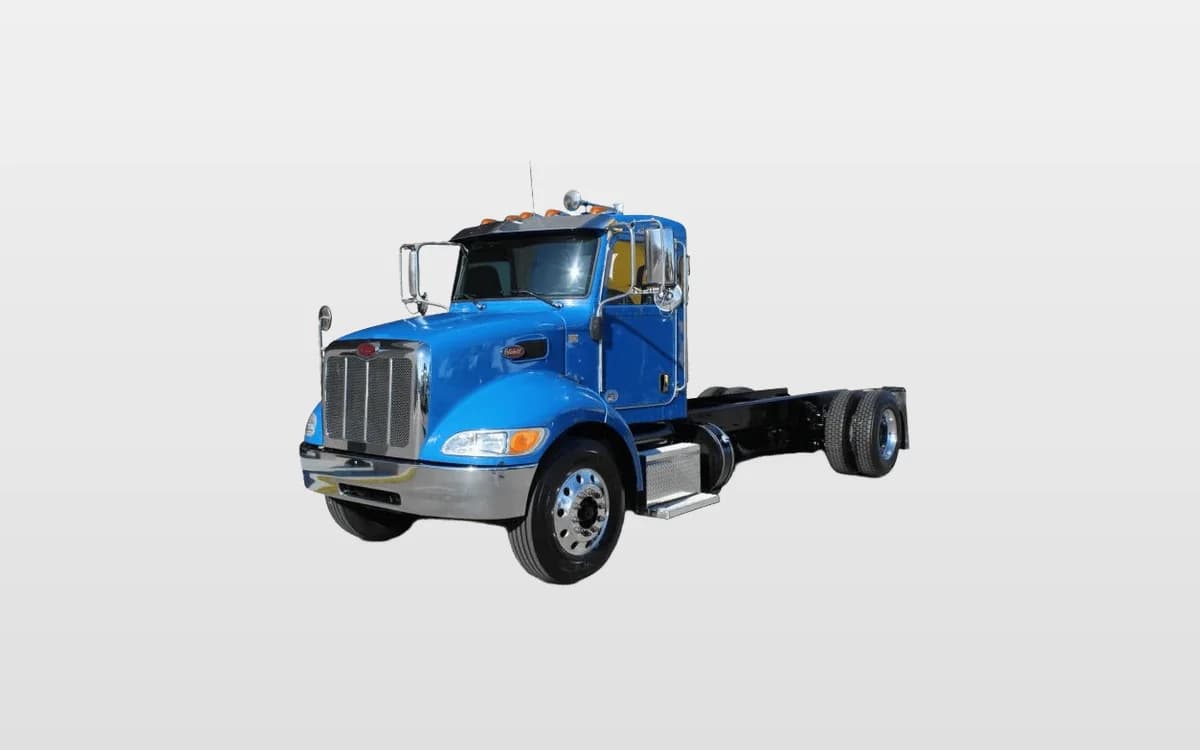 2021 Peterbilt 337