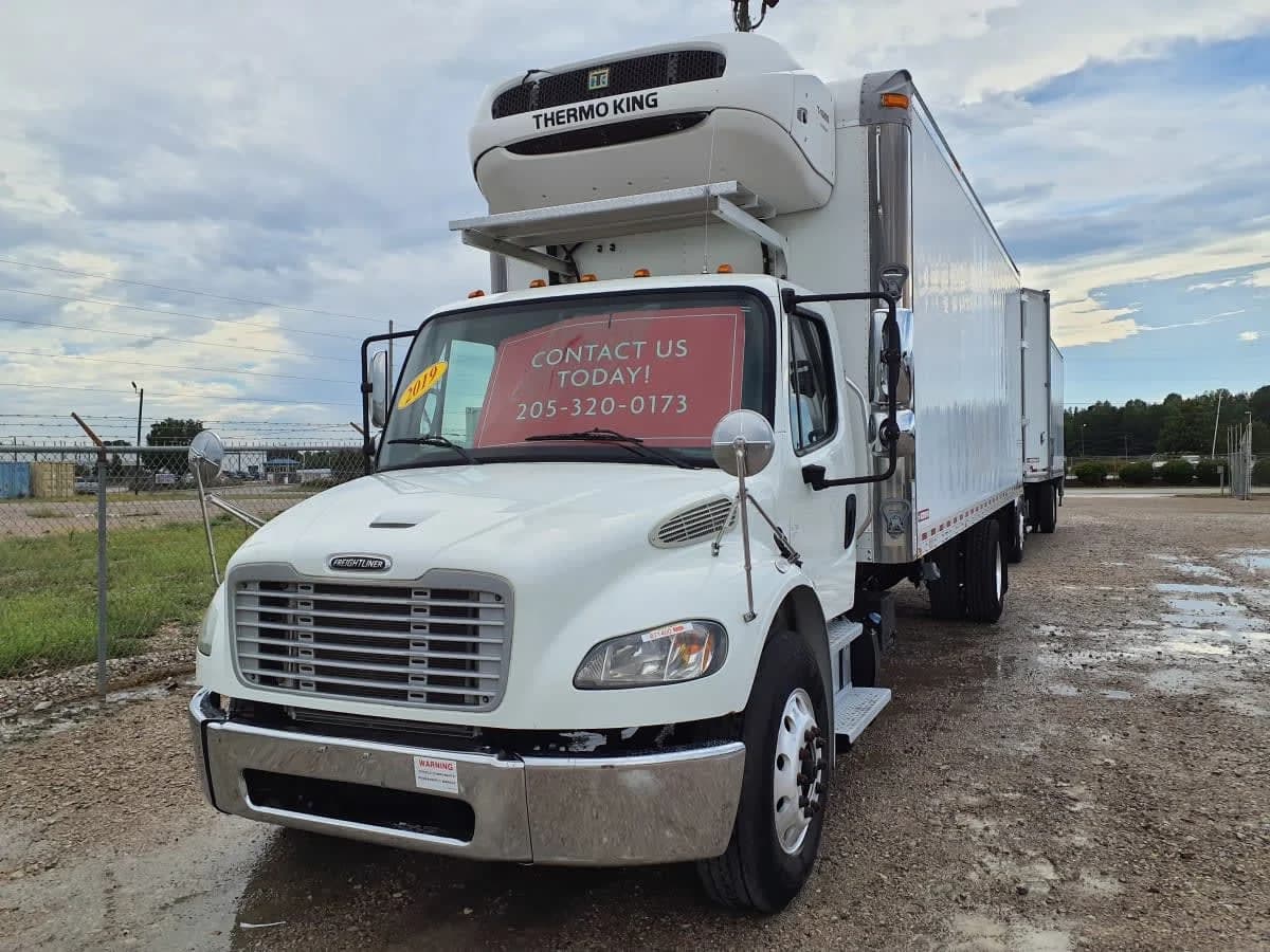 2019 Freightliner M2 106