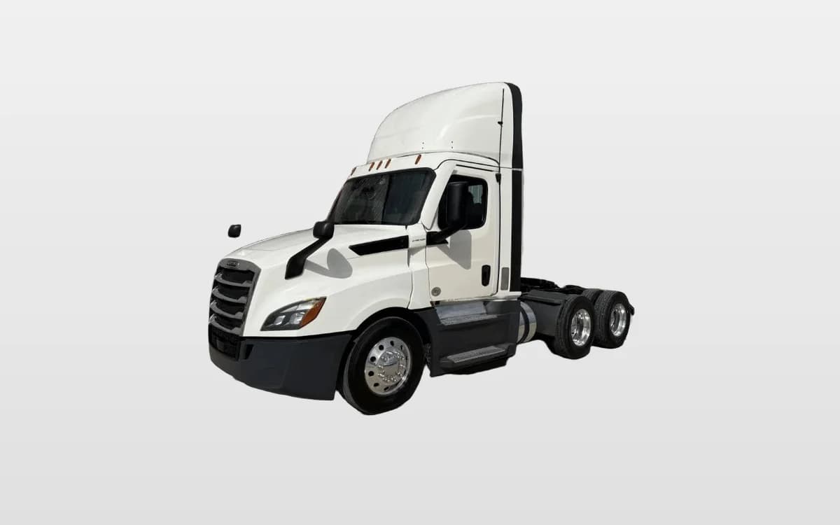 2021 Freightliner Cascadia in Springfield, MO