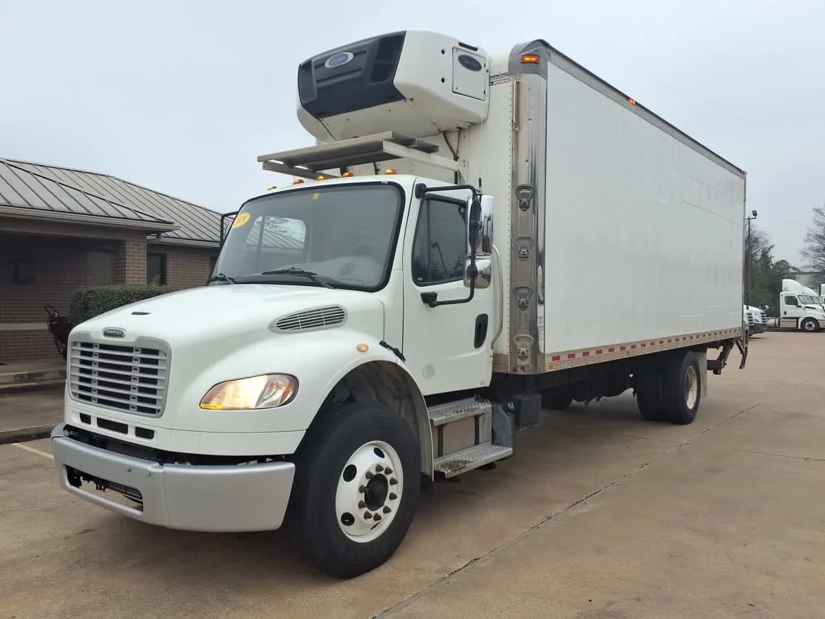 2019 Freightliner M2 106