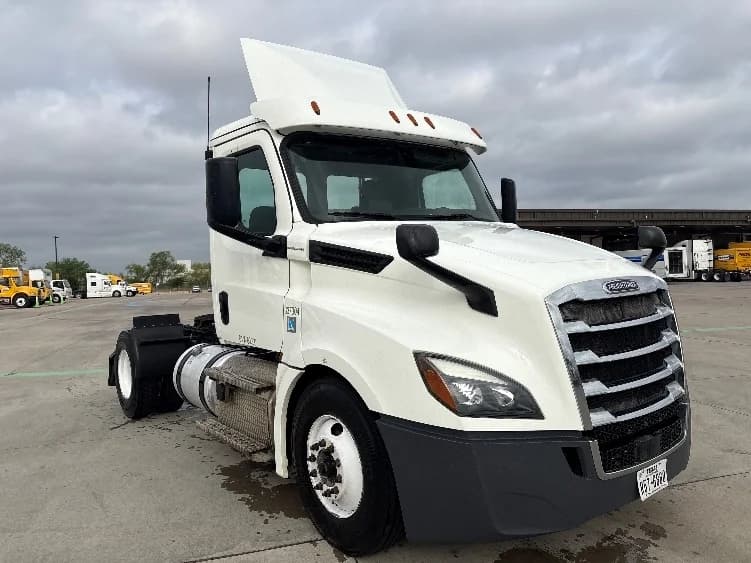 2020 Freightliner Cascadia