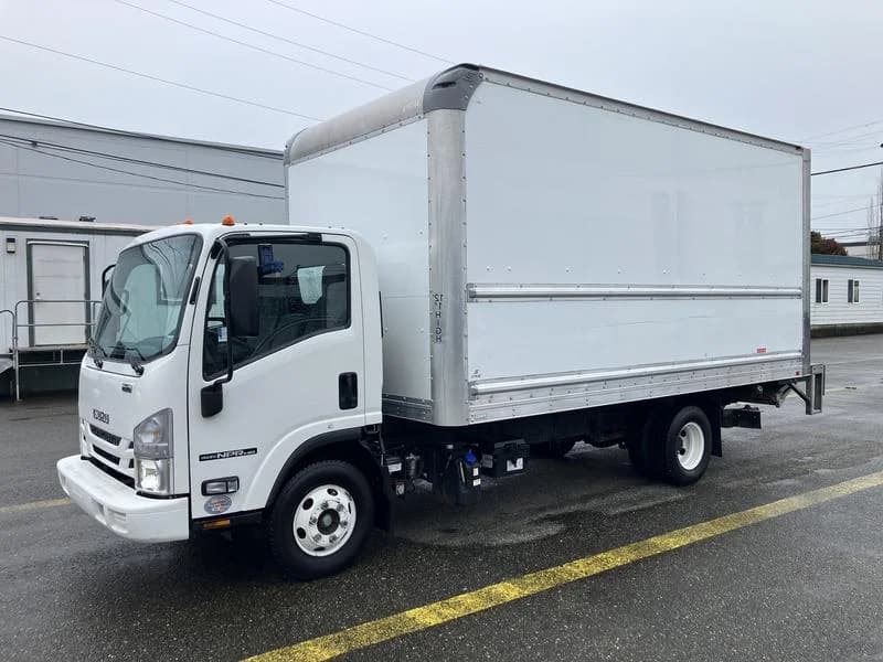2022 Isuzu NPR